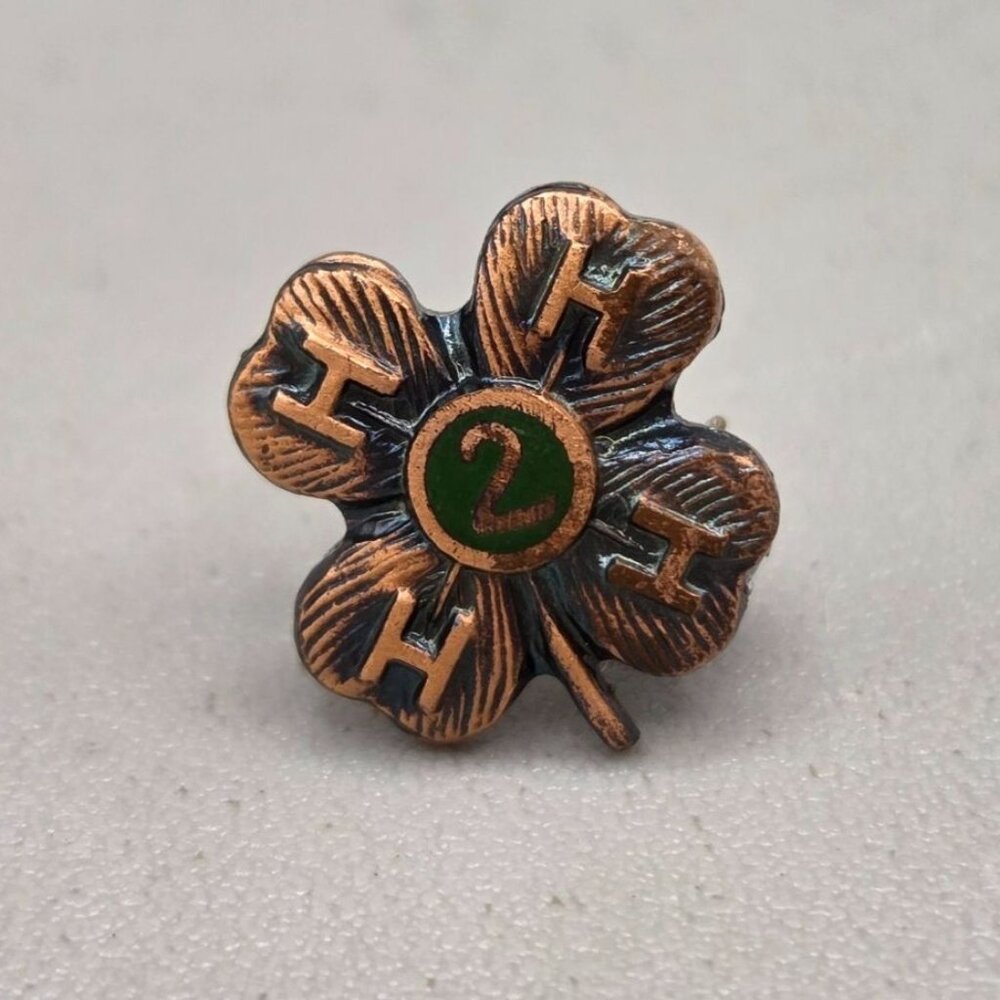 Vintage 4-H Clover Two Year Service Lapel Pin Copper 3/8 Inch